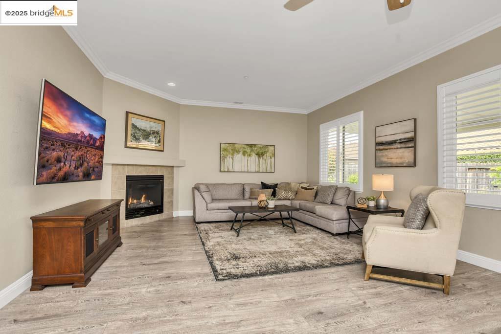 1617 Highland Way