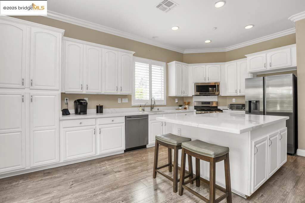 1617 Highland Way