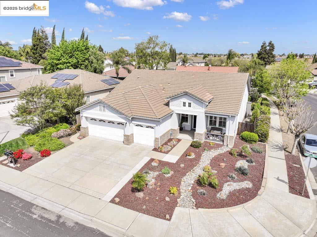 1617 Highland Way