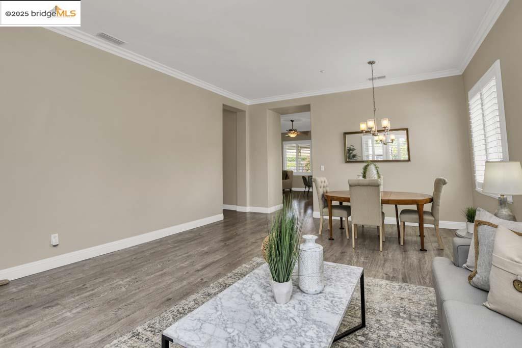 1617 Highland Way