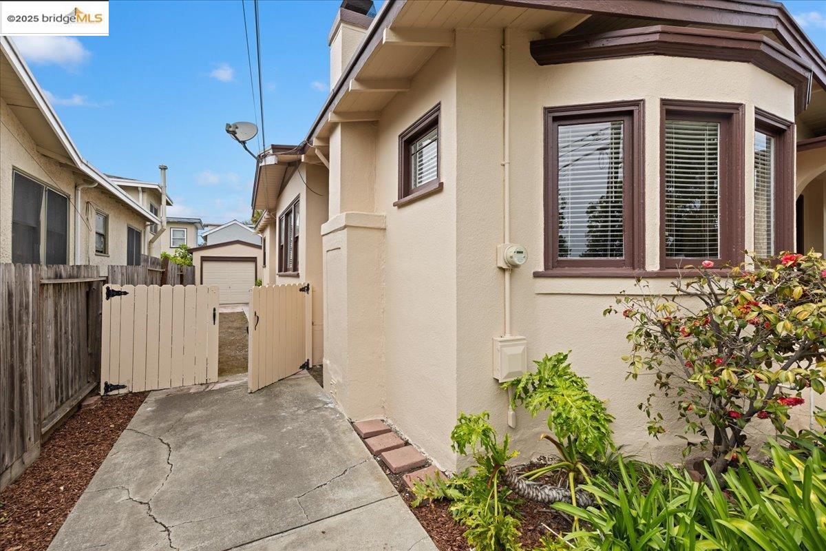 2507 Havenscourt Blvd