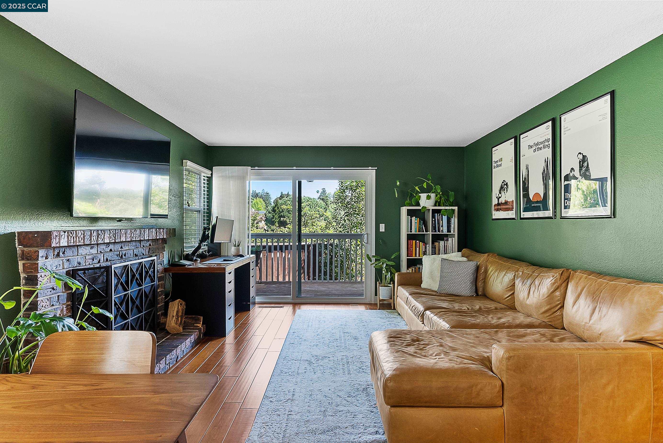 1817 Shirley Dr
