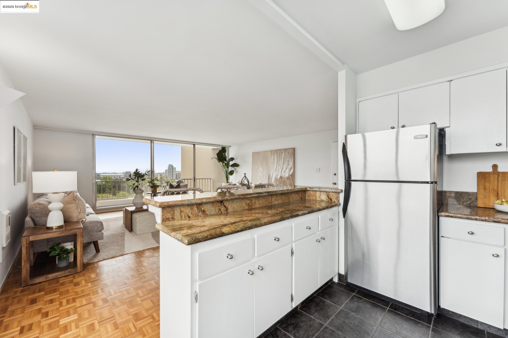 320 Lee St # 805