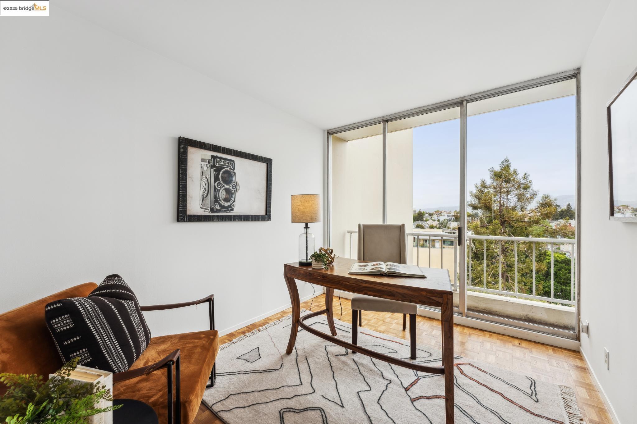 320 Lee St # 805