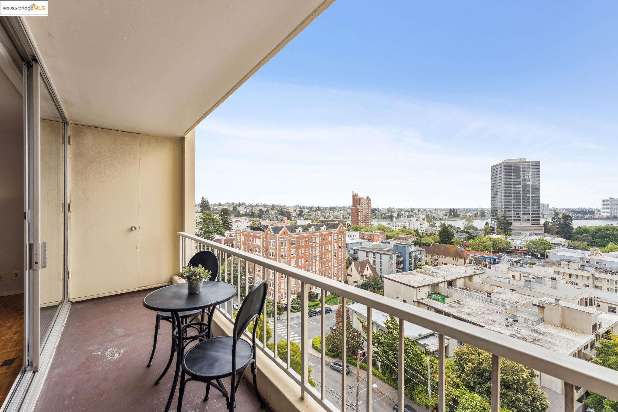 320 Lee St # 805