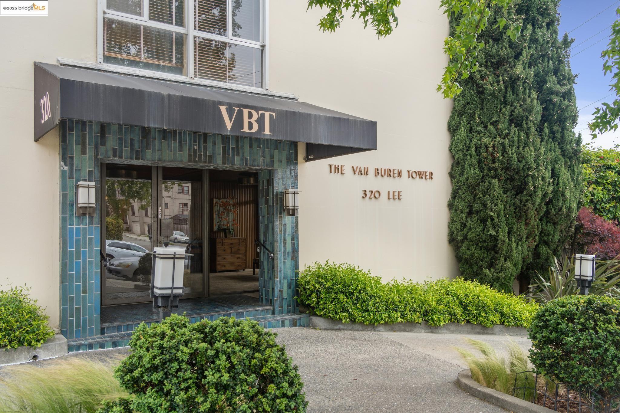 320 Lee St # 805