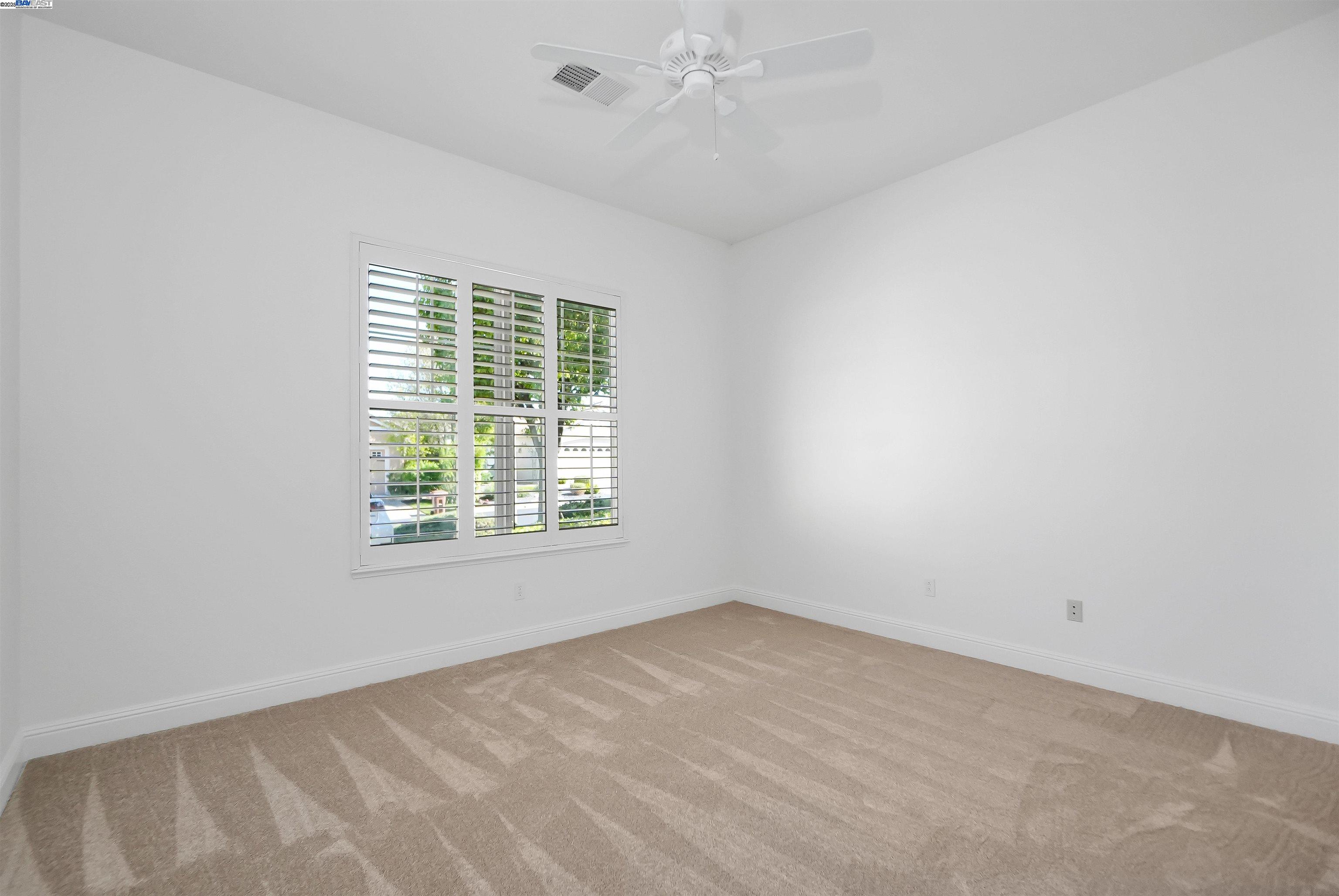 605 Pomona Dr