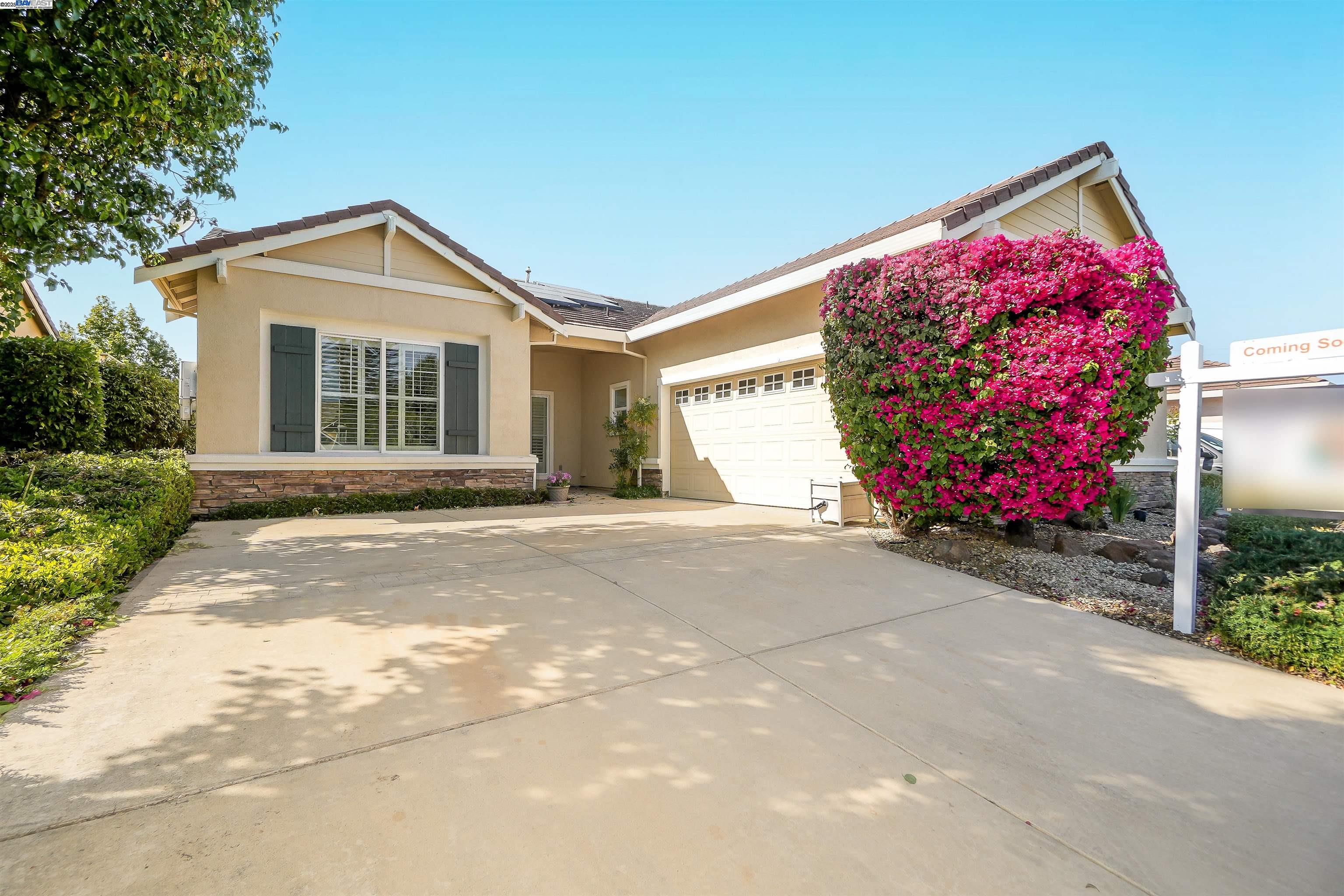 605 Pomona Dr