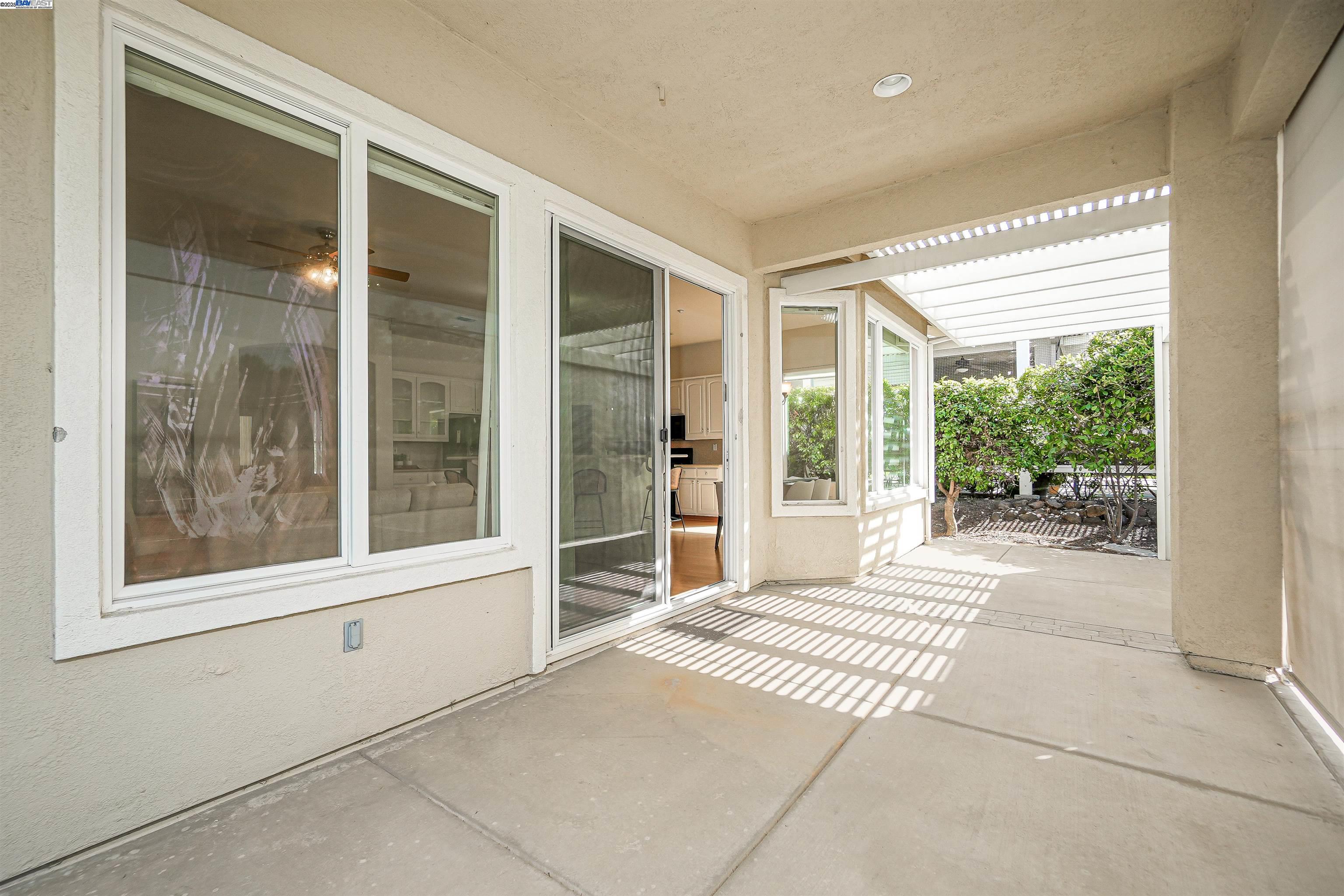 605 Pomona Dr
