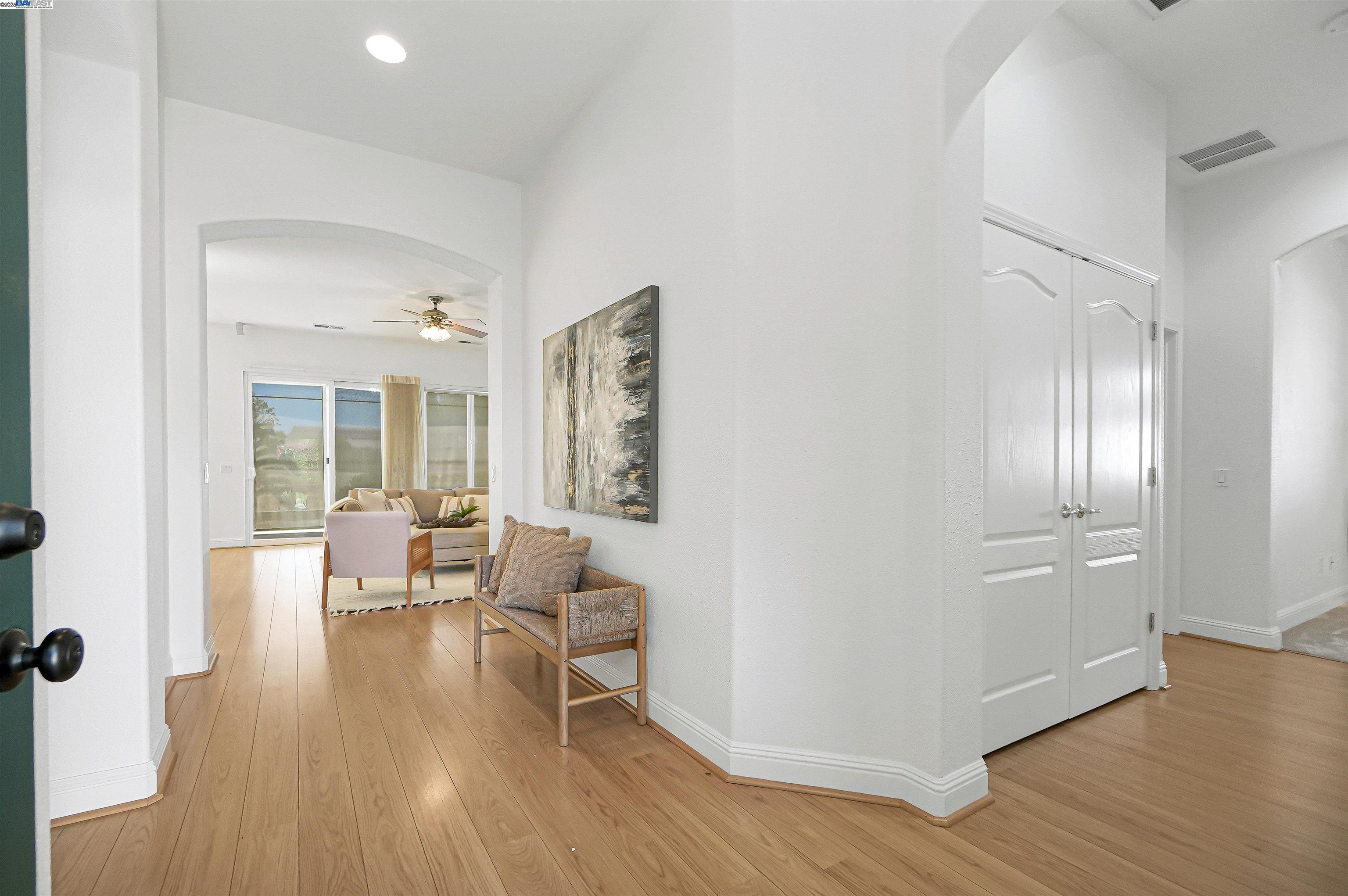 605 Pomona Dr