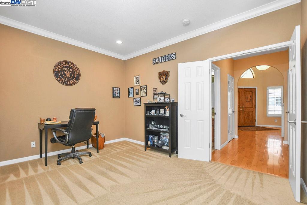 5160 Edgeview Dr