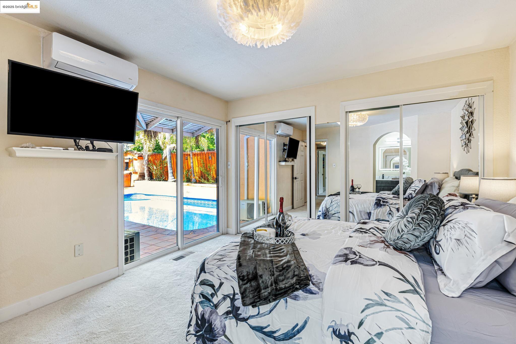 212 Matsqui Rd