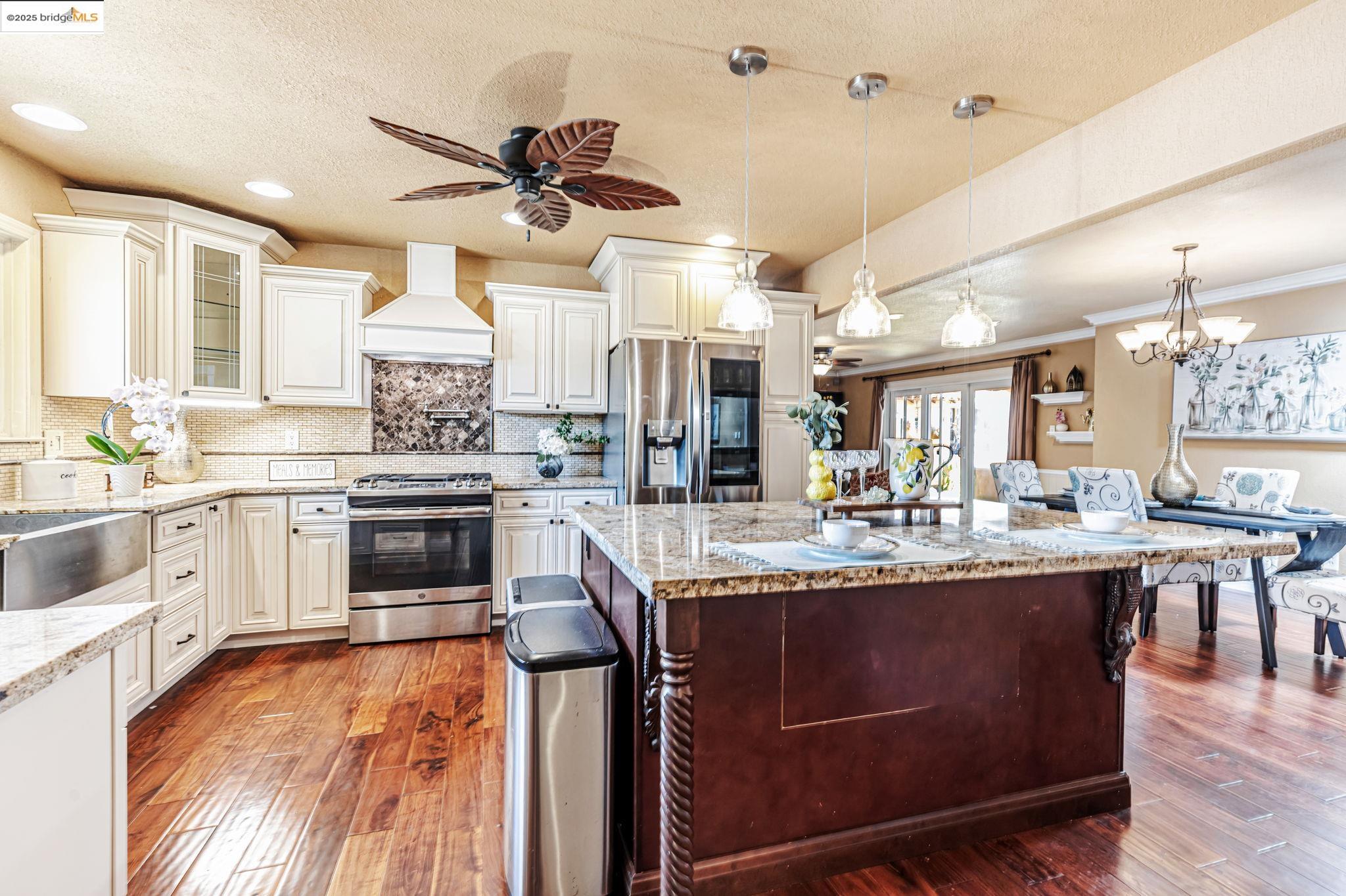 212 Matsqui Rd