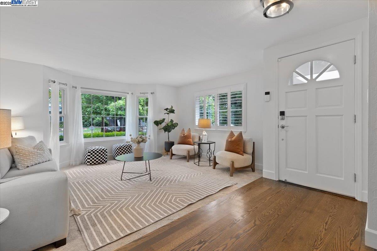 1673 Walnut Heights Lane