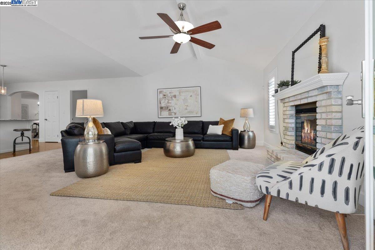 1673 Walnut Heights Lane