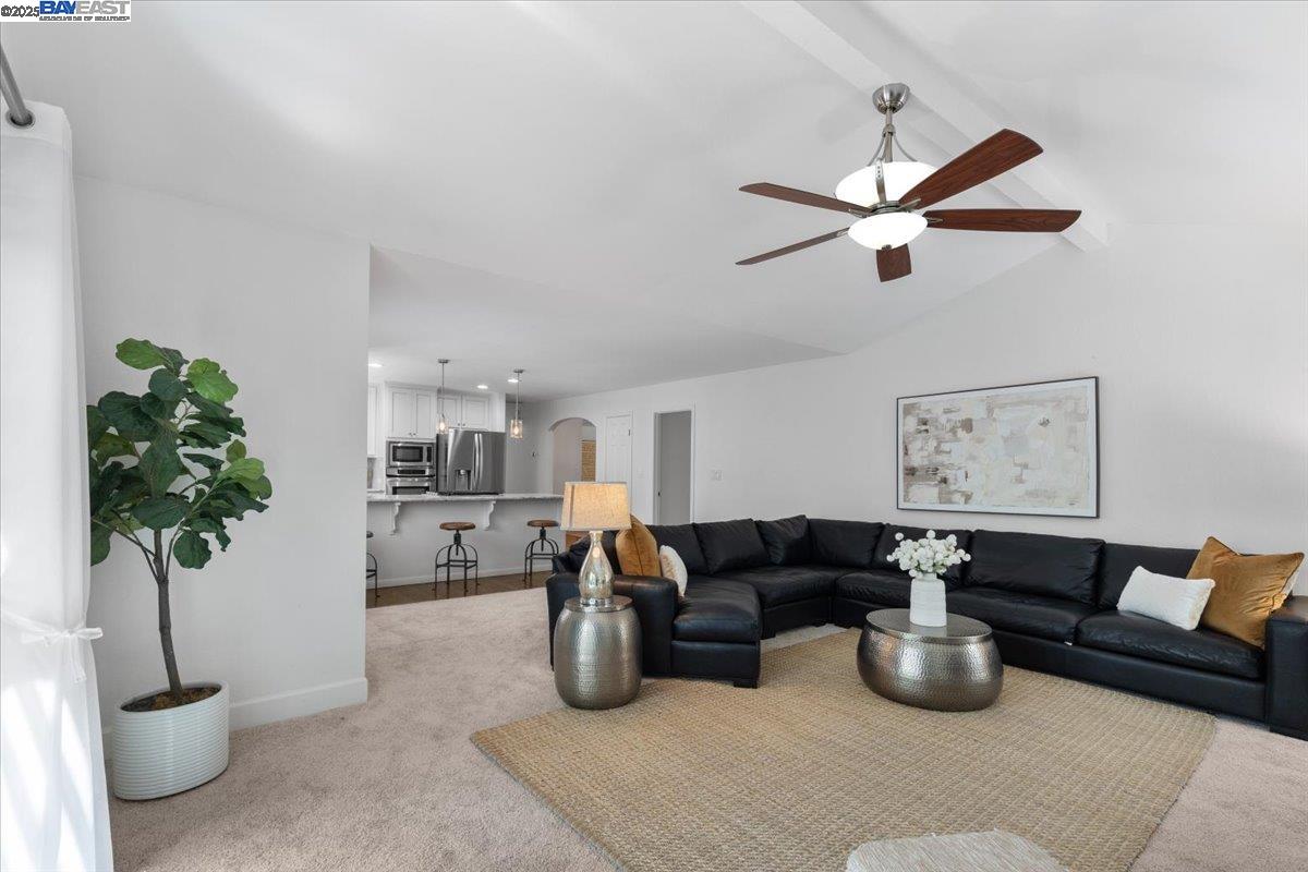 1673 Walnut Heights Lane