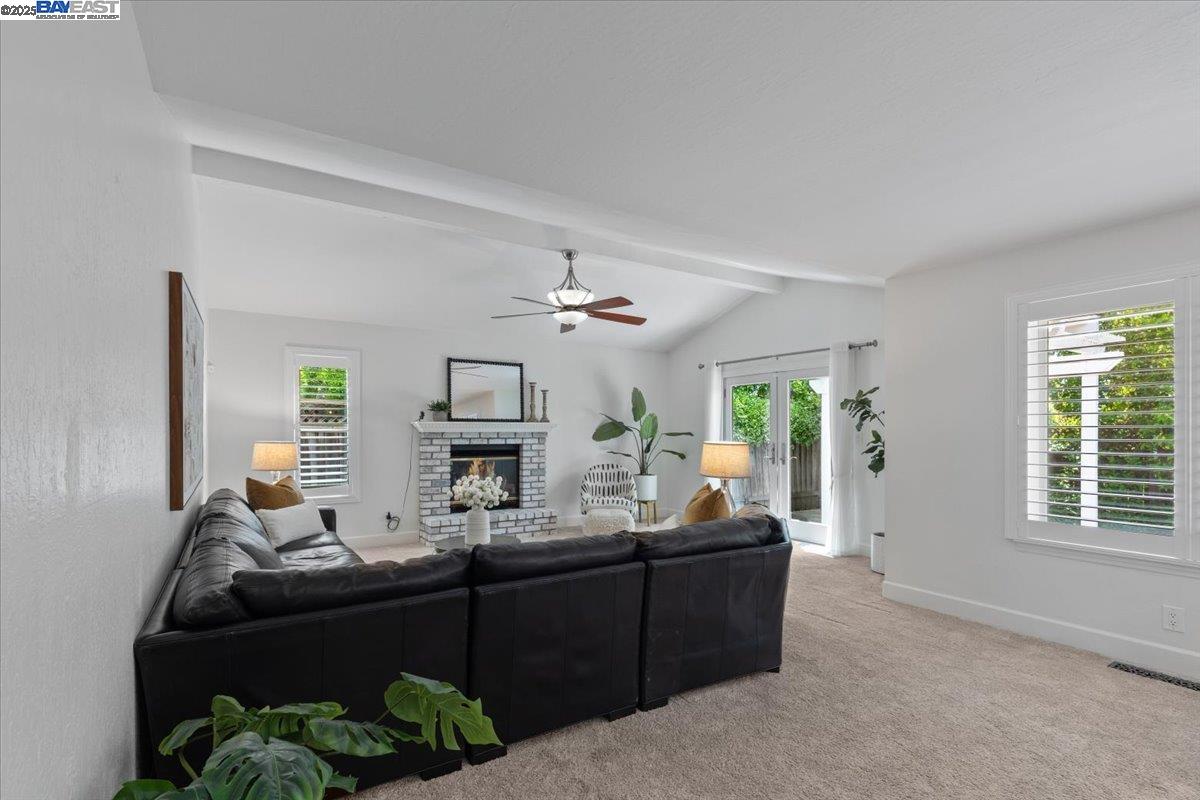 1673 Walnut Heights Lane