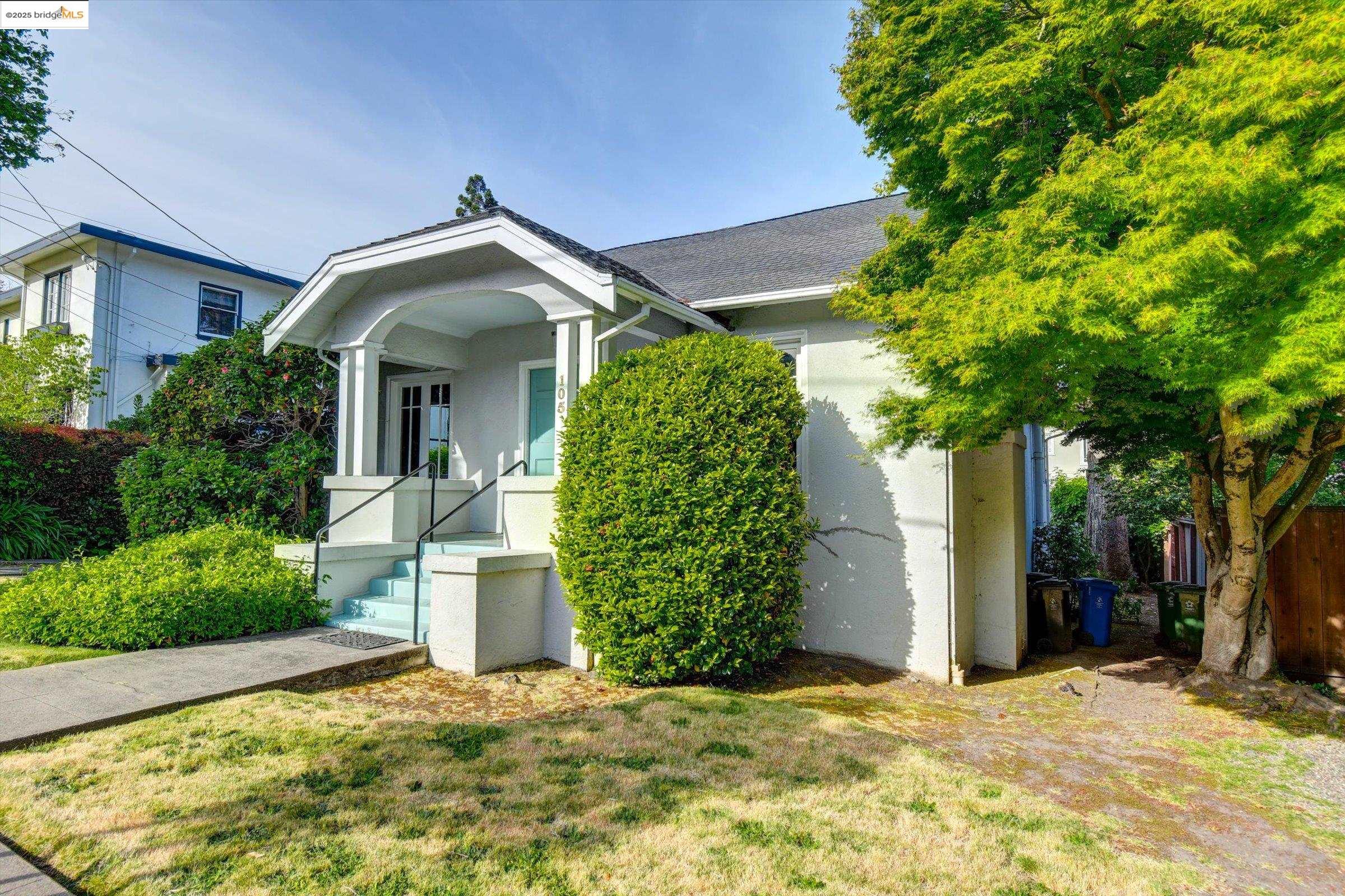 105 Manor Dr