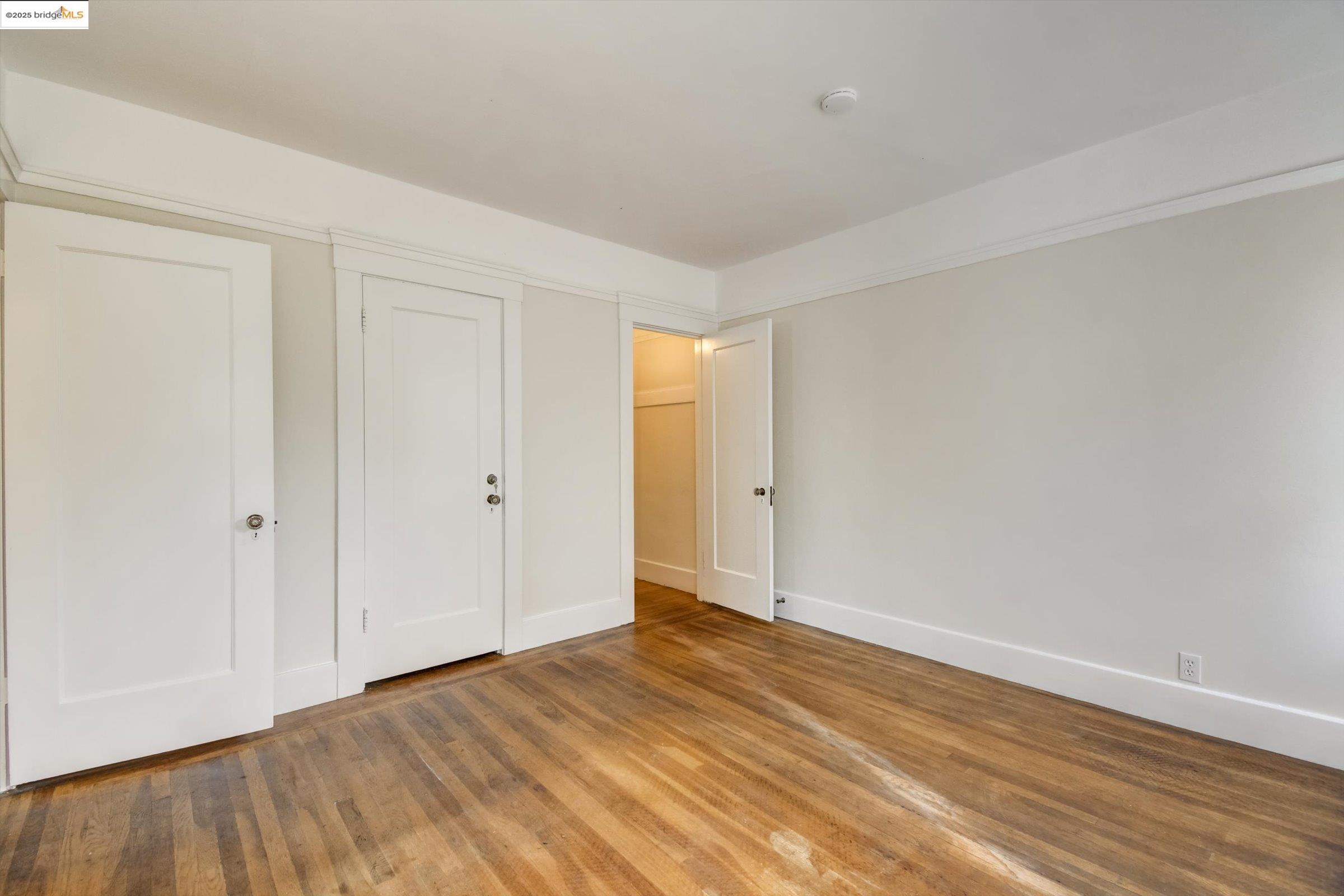 105 Manor Dr