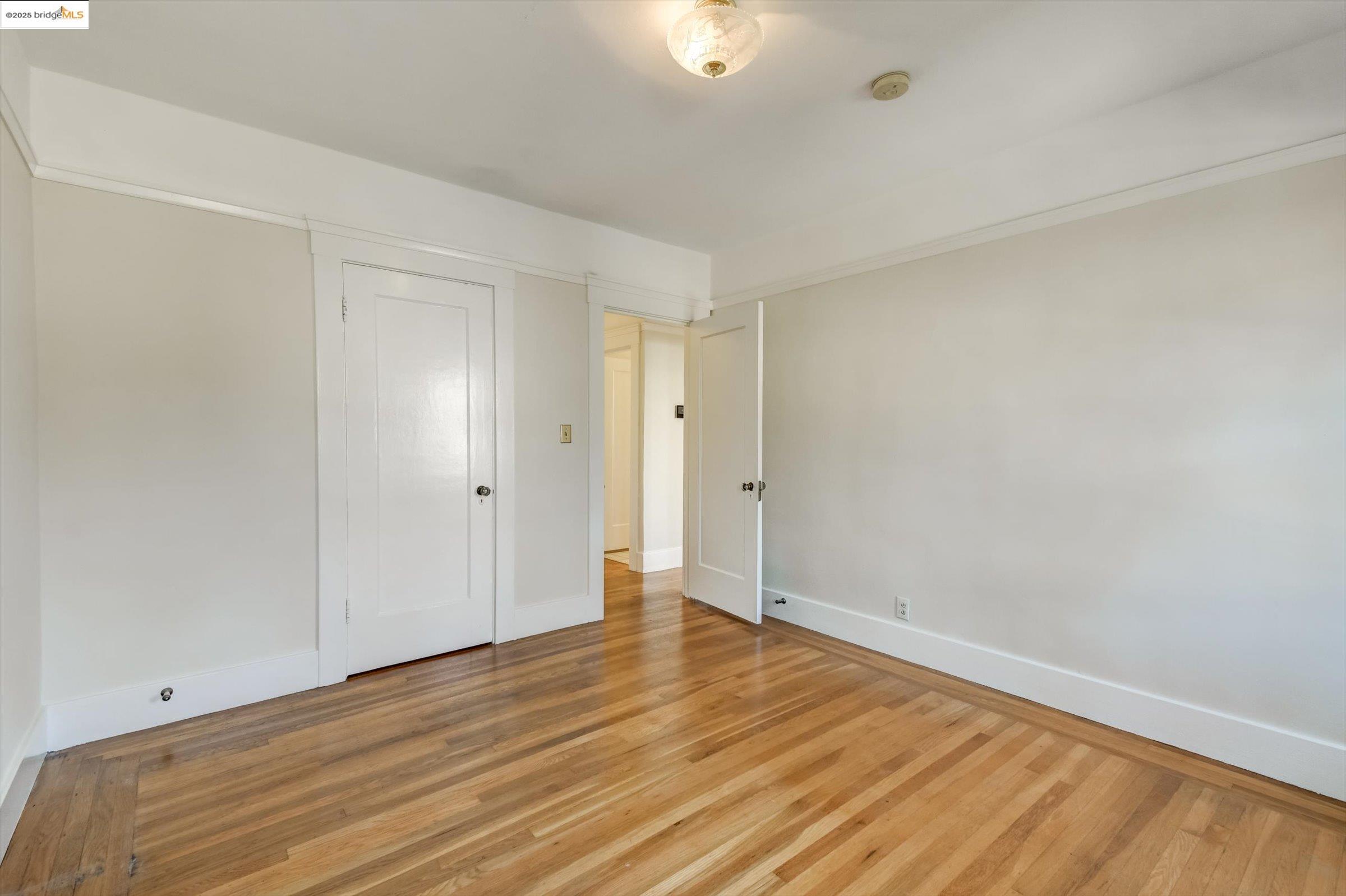 105 Manor Dr