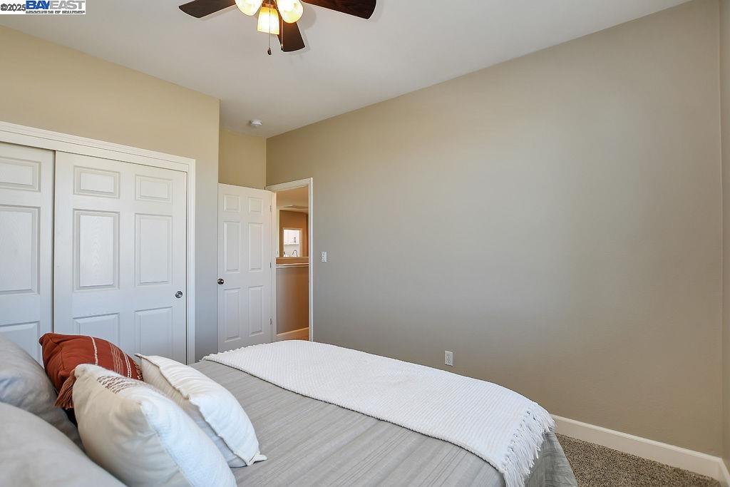 632 Dickinson Ct