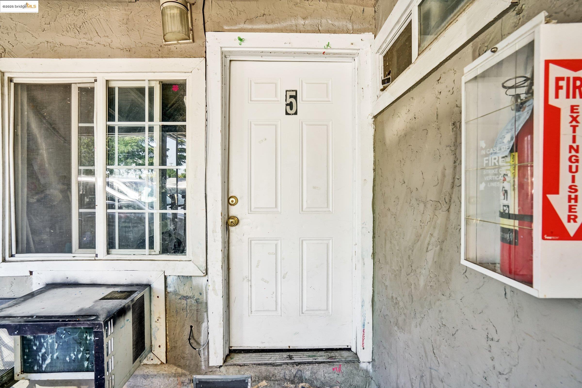 41 Solano Ave