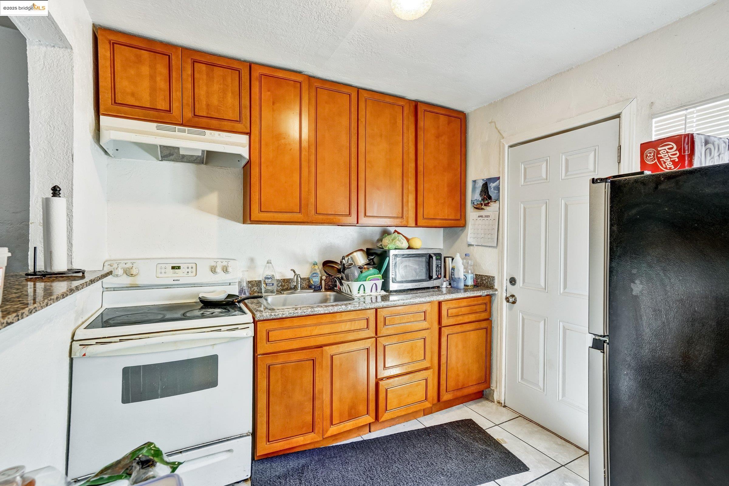 41 Solano Ave
