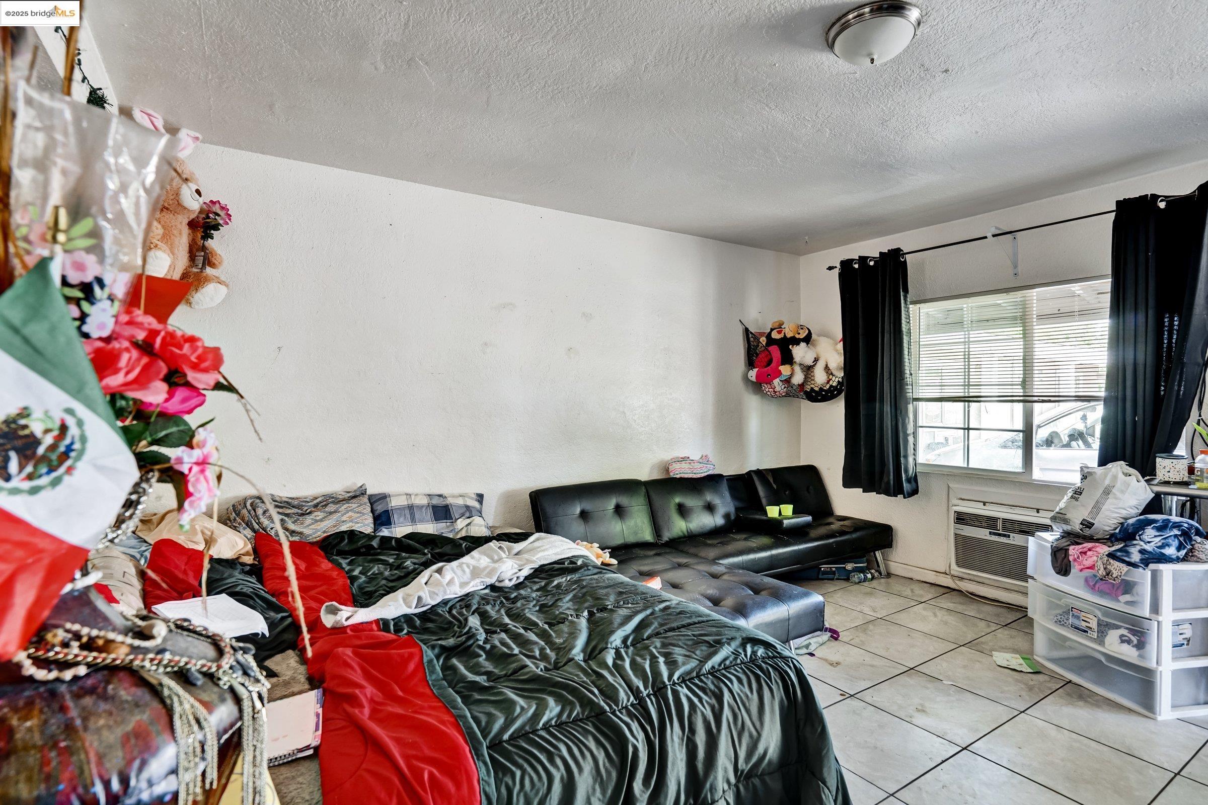 41 Solano Ave