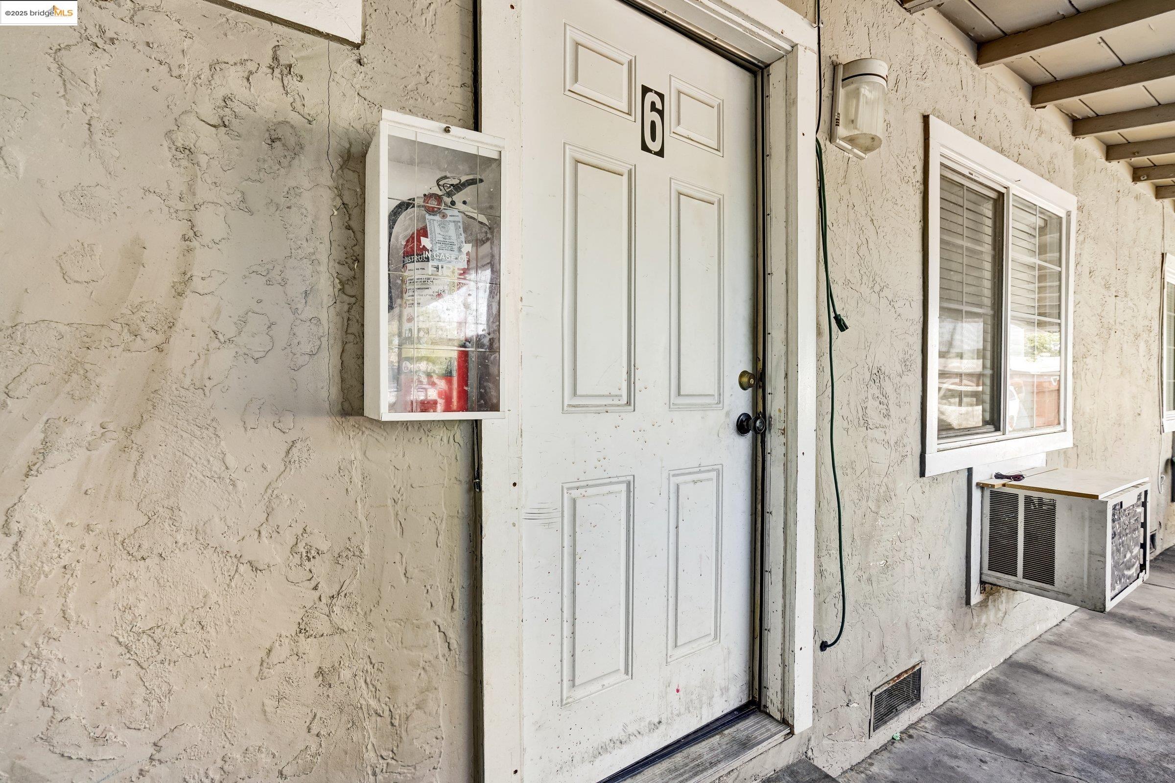 41 Solano Ave