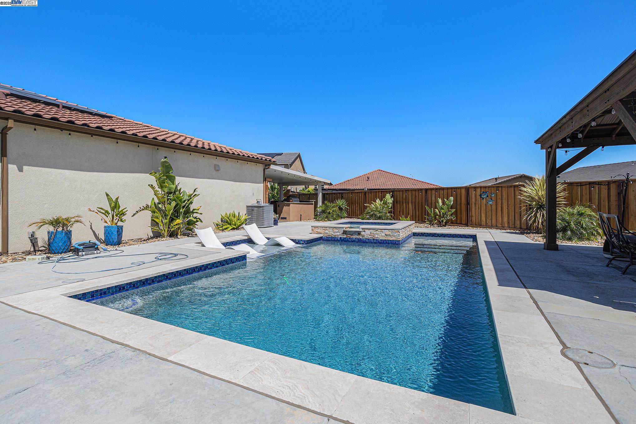 5418 Trailhead Court
