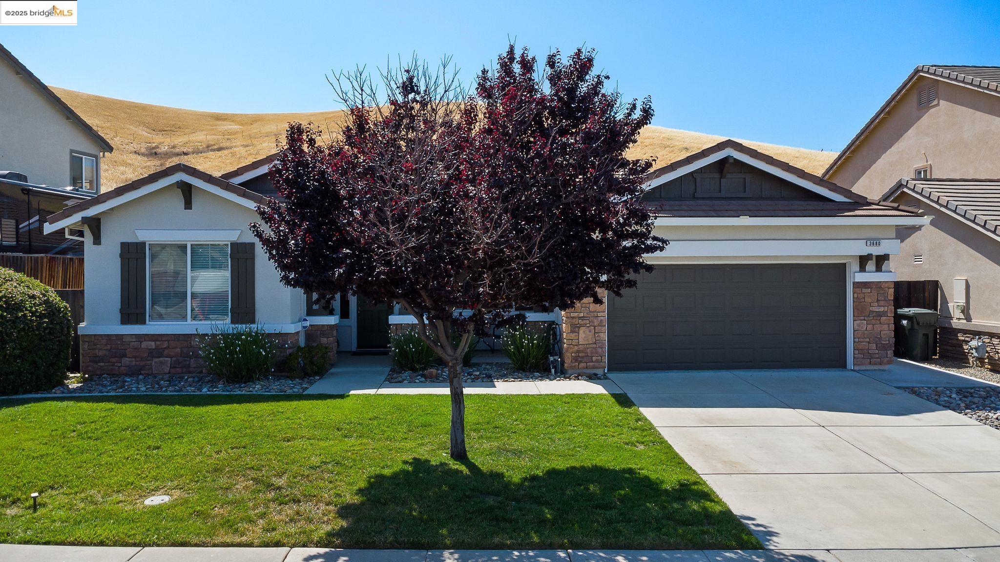 3680 Mallard Ct