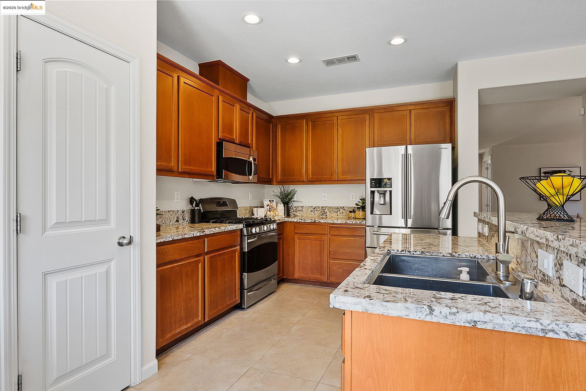 3680 Mallard Ct