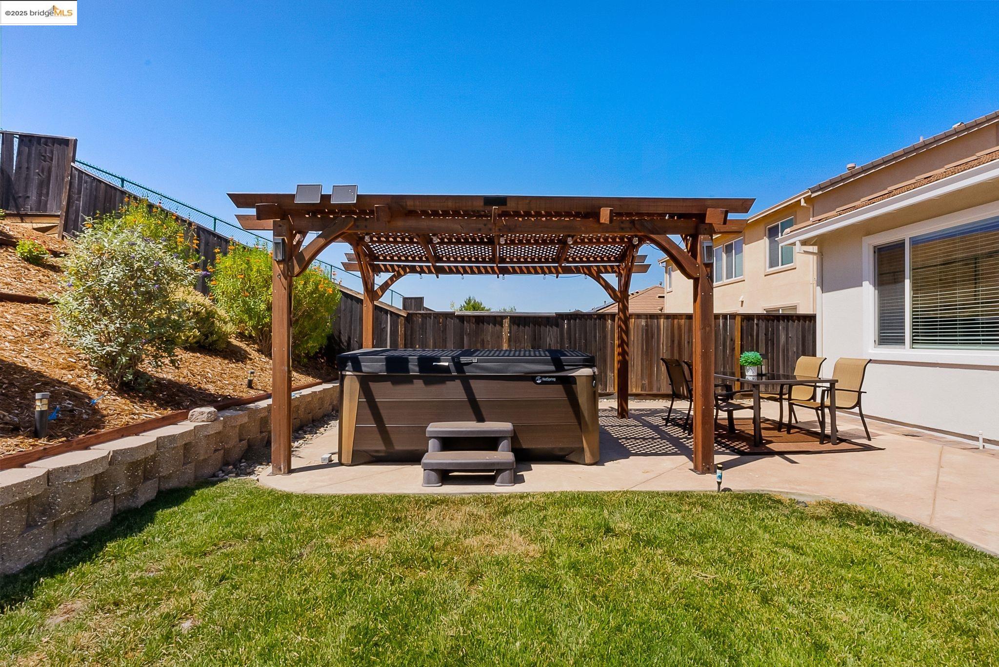 3680 Mallard Ct