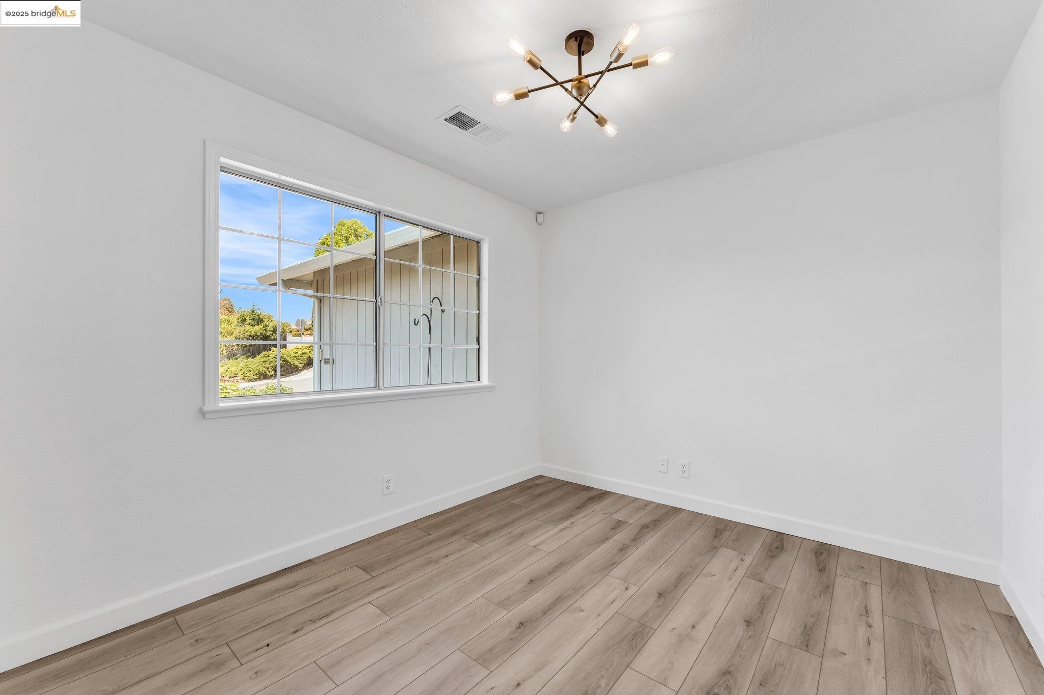 2673 Mendocino