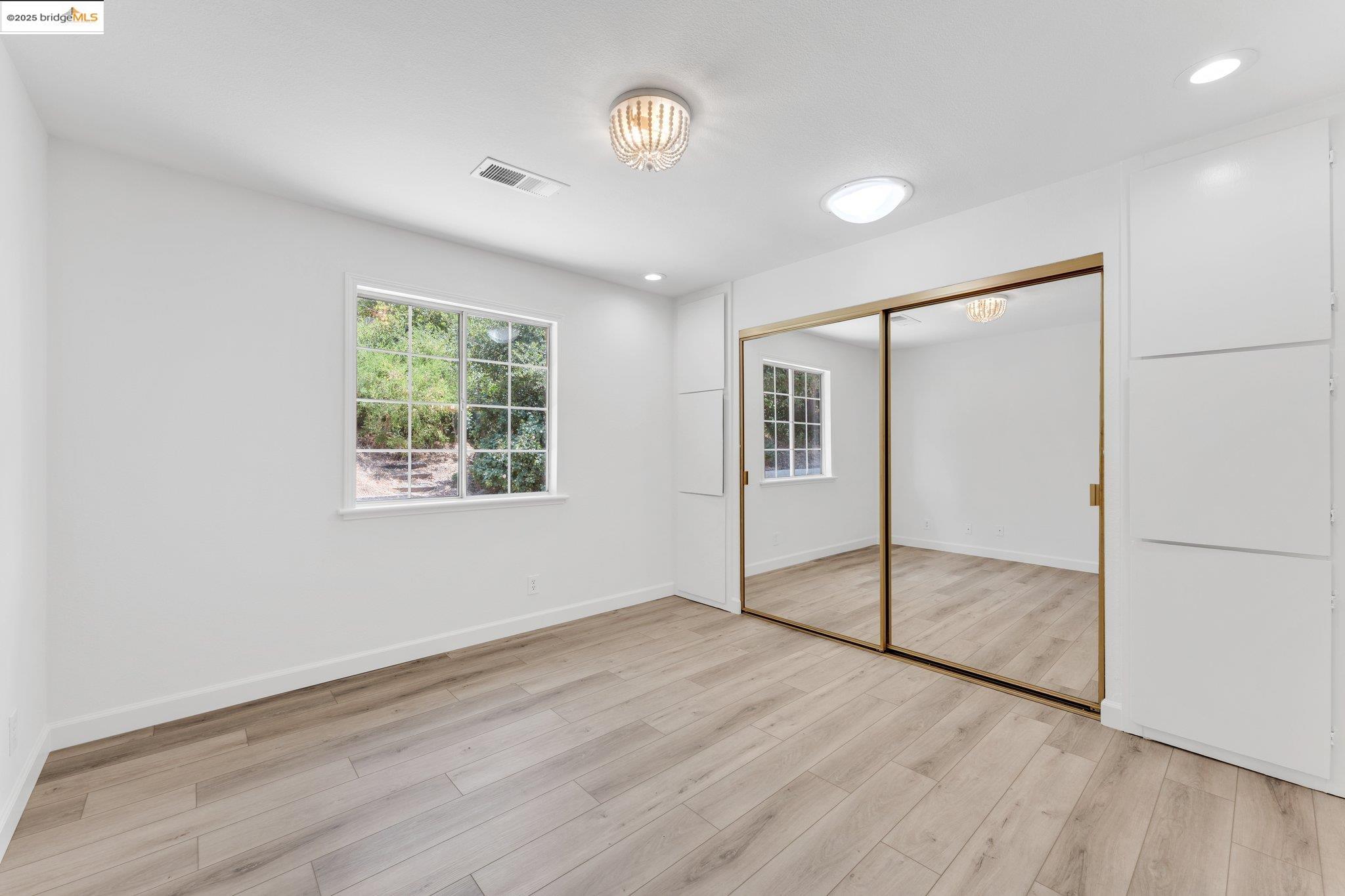 2673 Mendocino