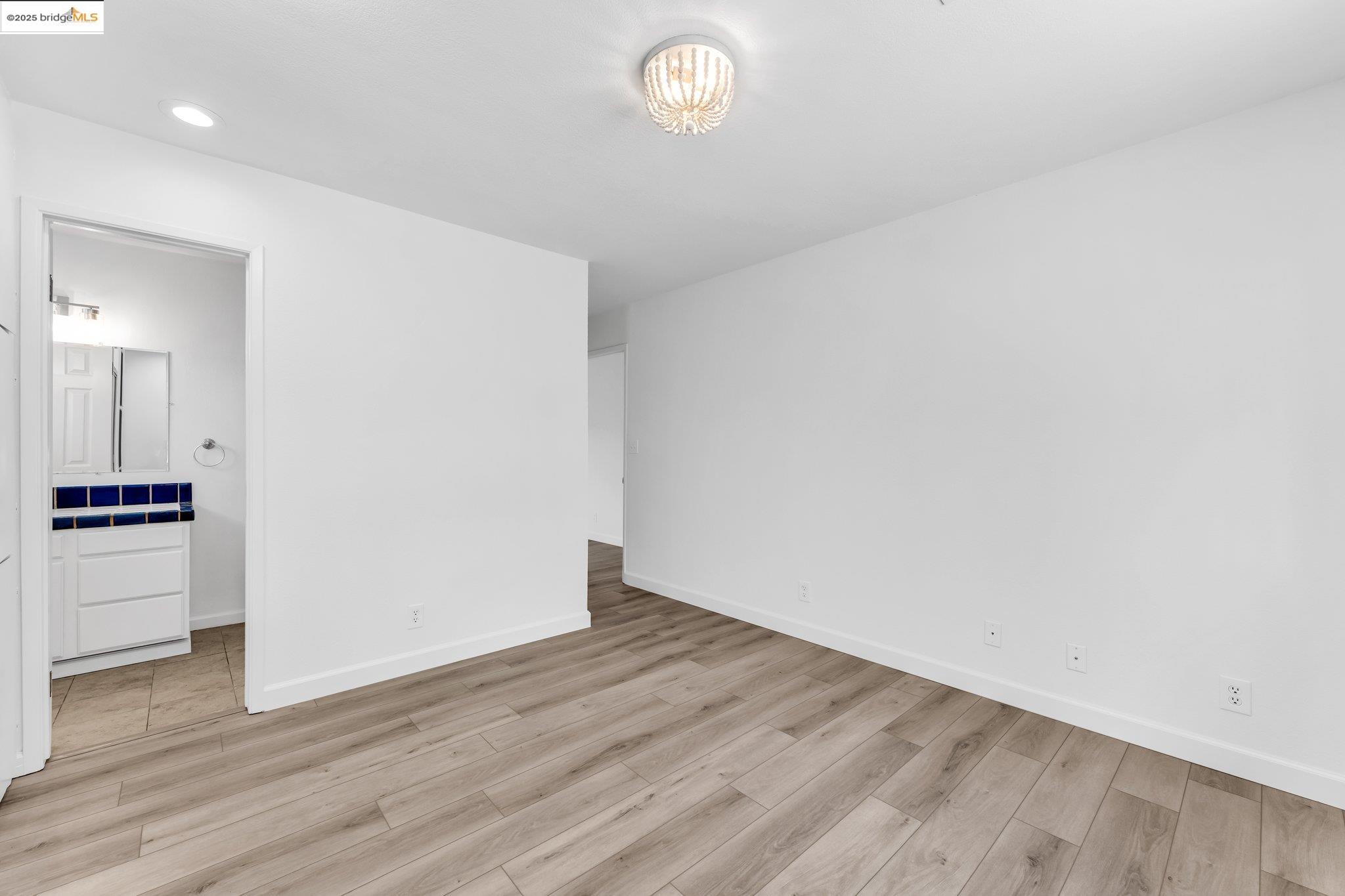 2673 Mendocino