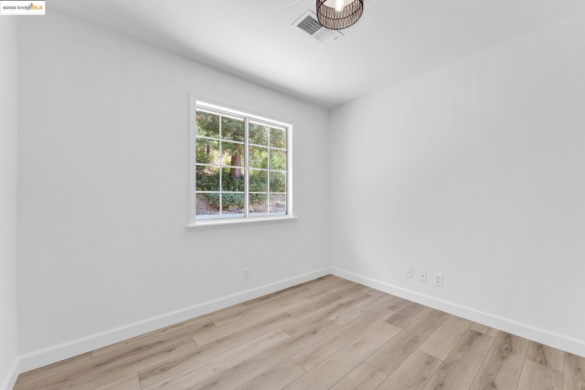 2673 Mendocino