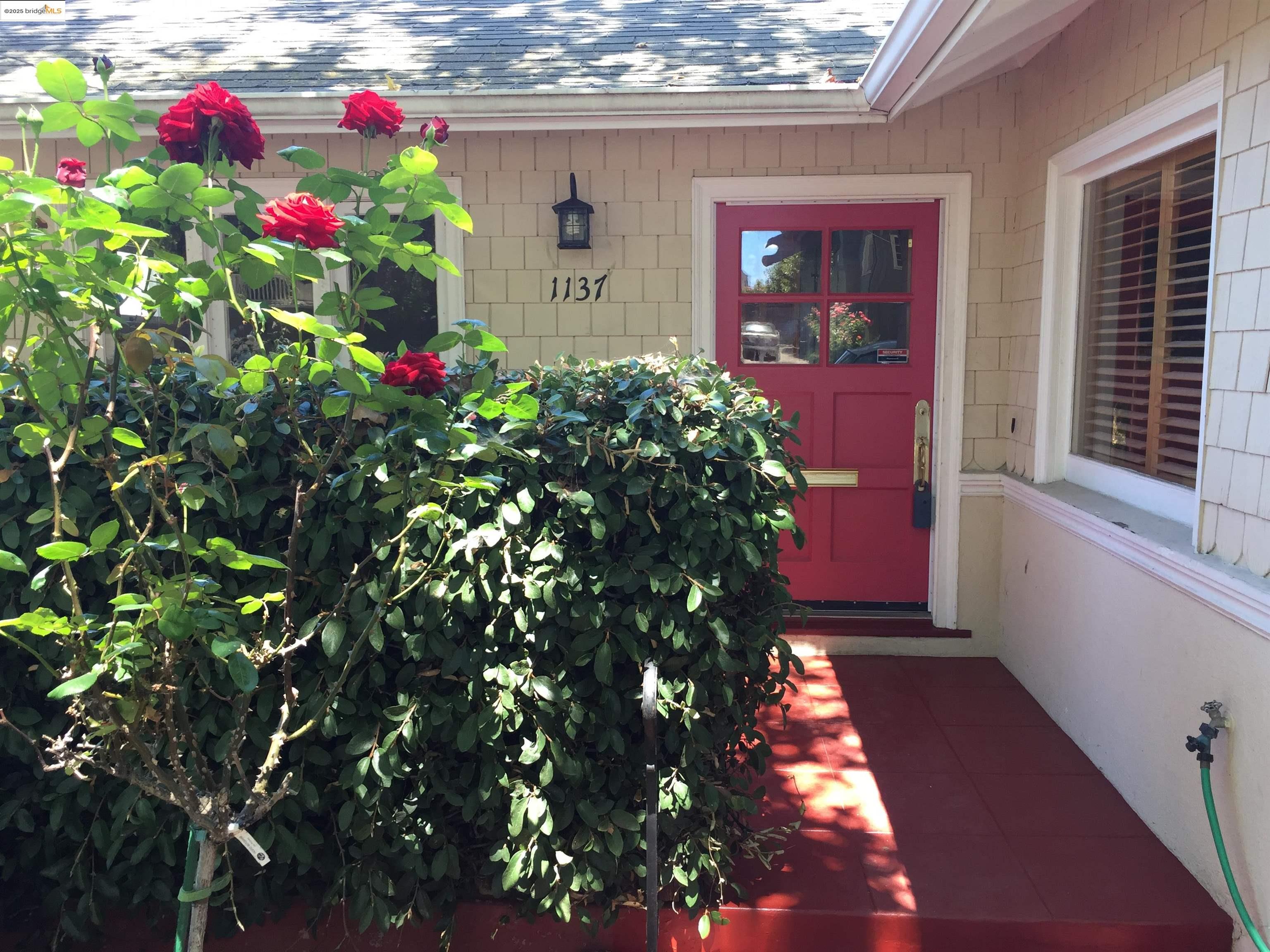 1137 Oakland Avenue