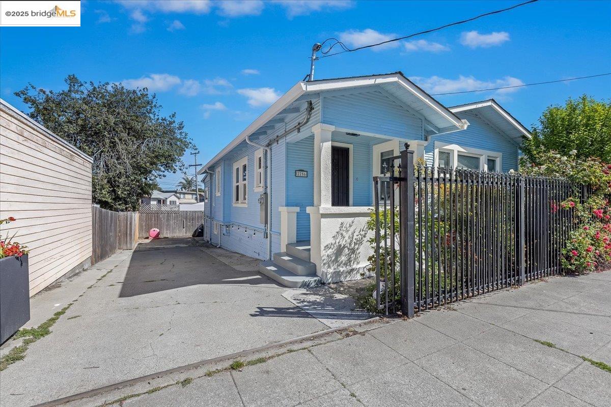 2256 48Th Ave