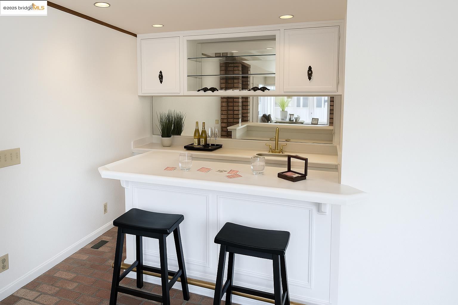 301 Discovery Bay Blvd