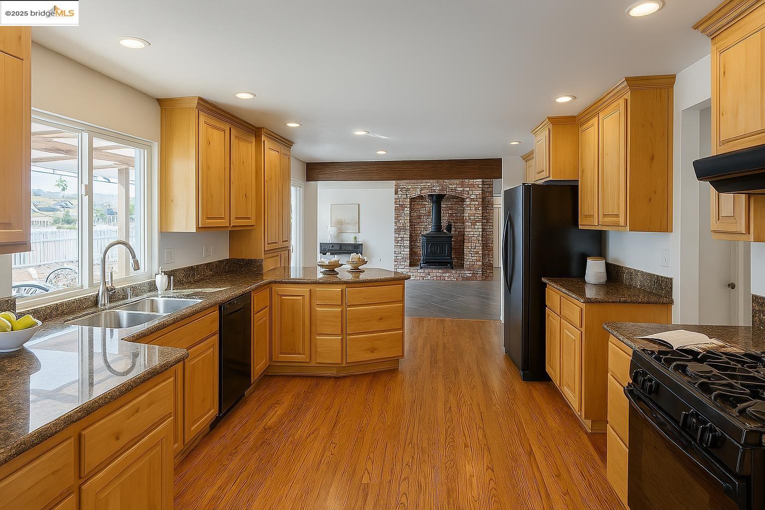 301 Discovery Bay Blvd