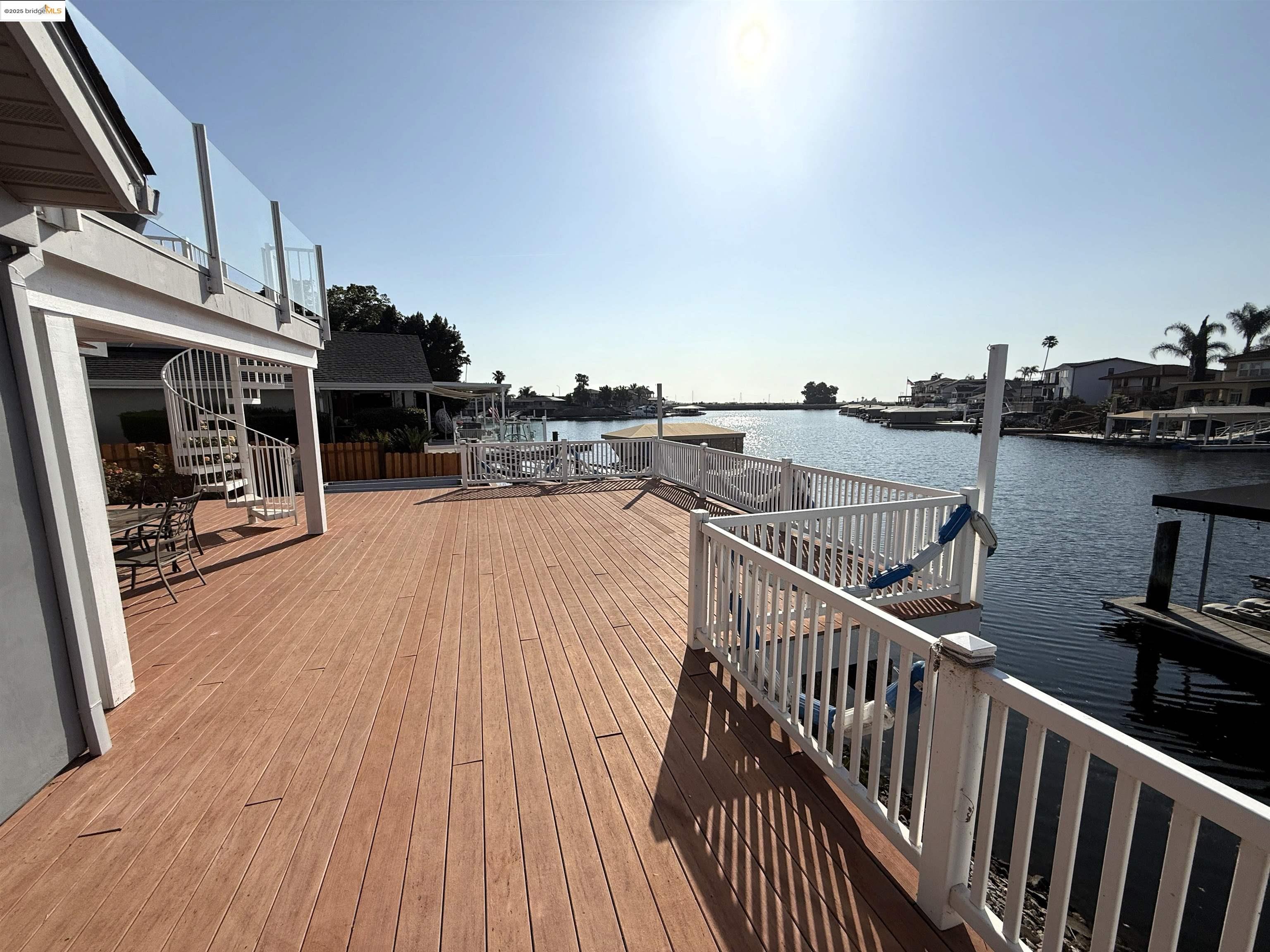 301 Discovery Bay Blvd