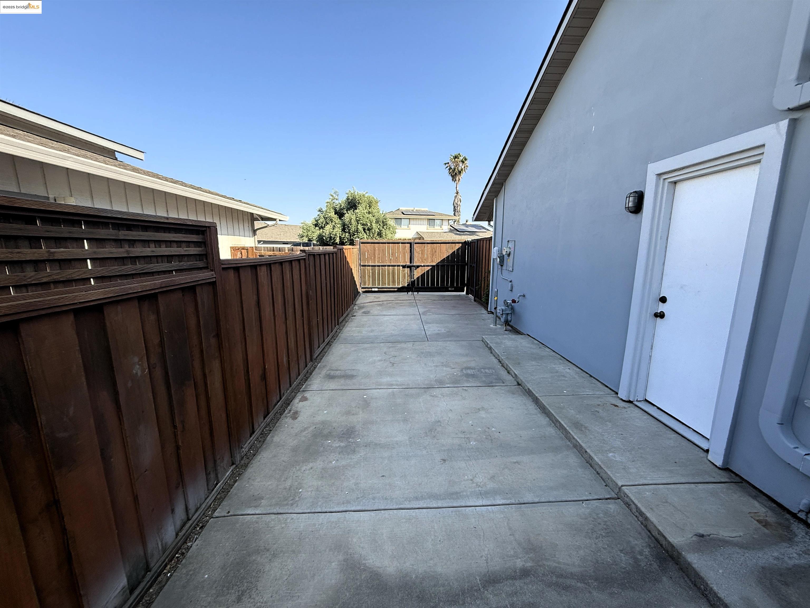 301 Discovery Bay Blvd