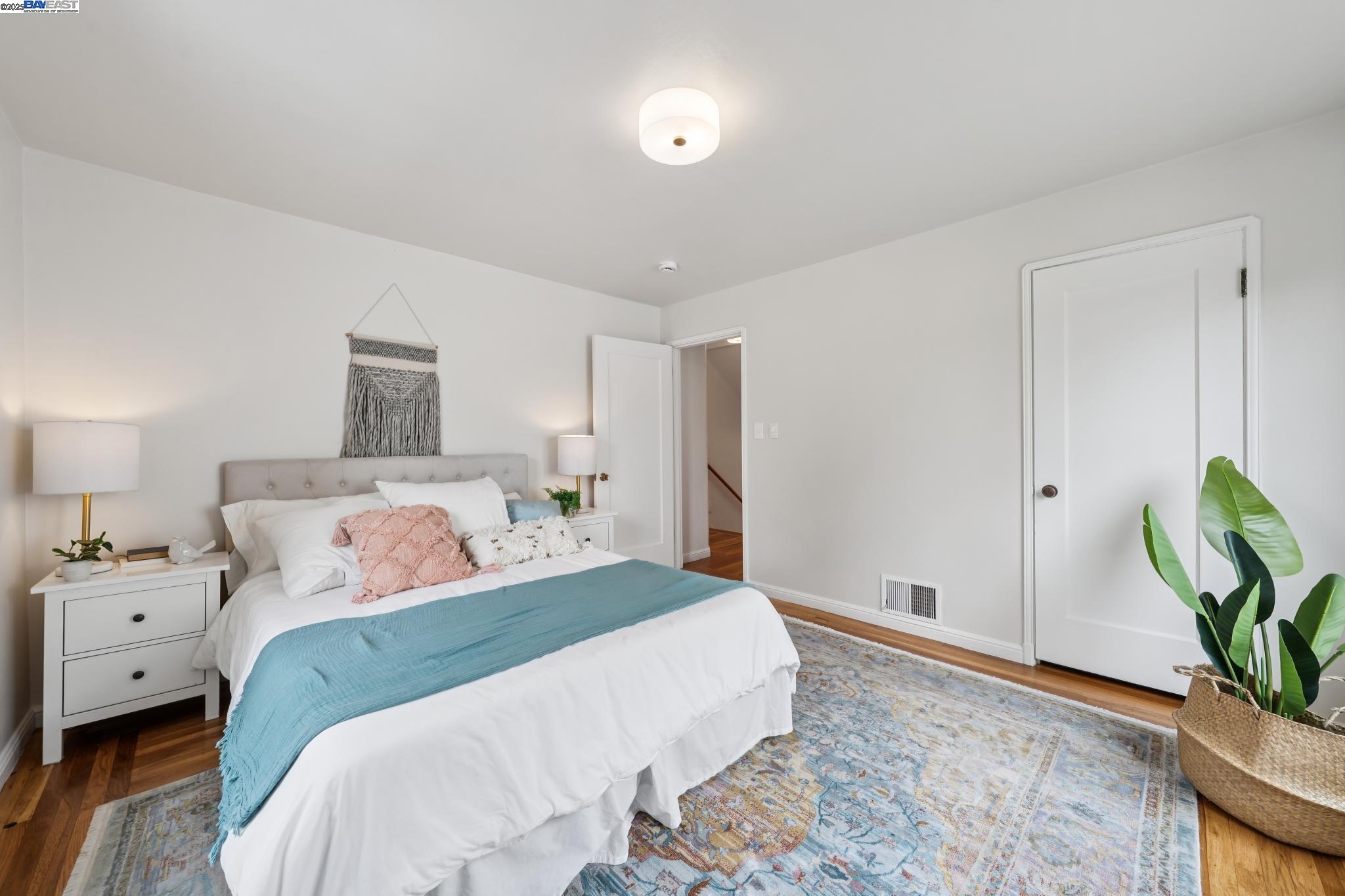 1821 Fremont Dr