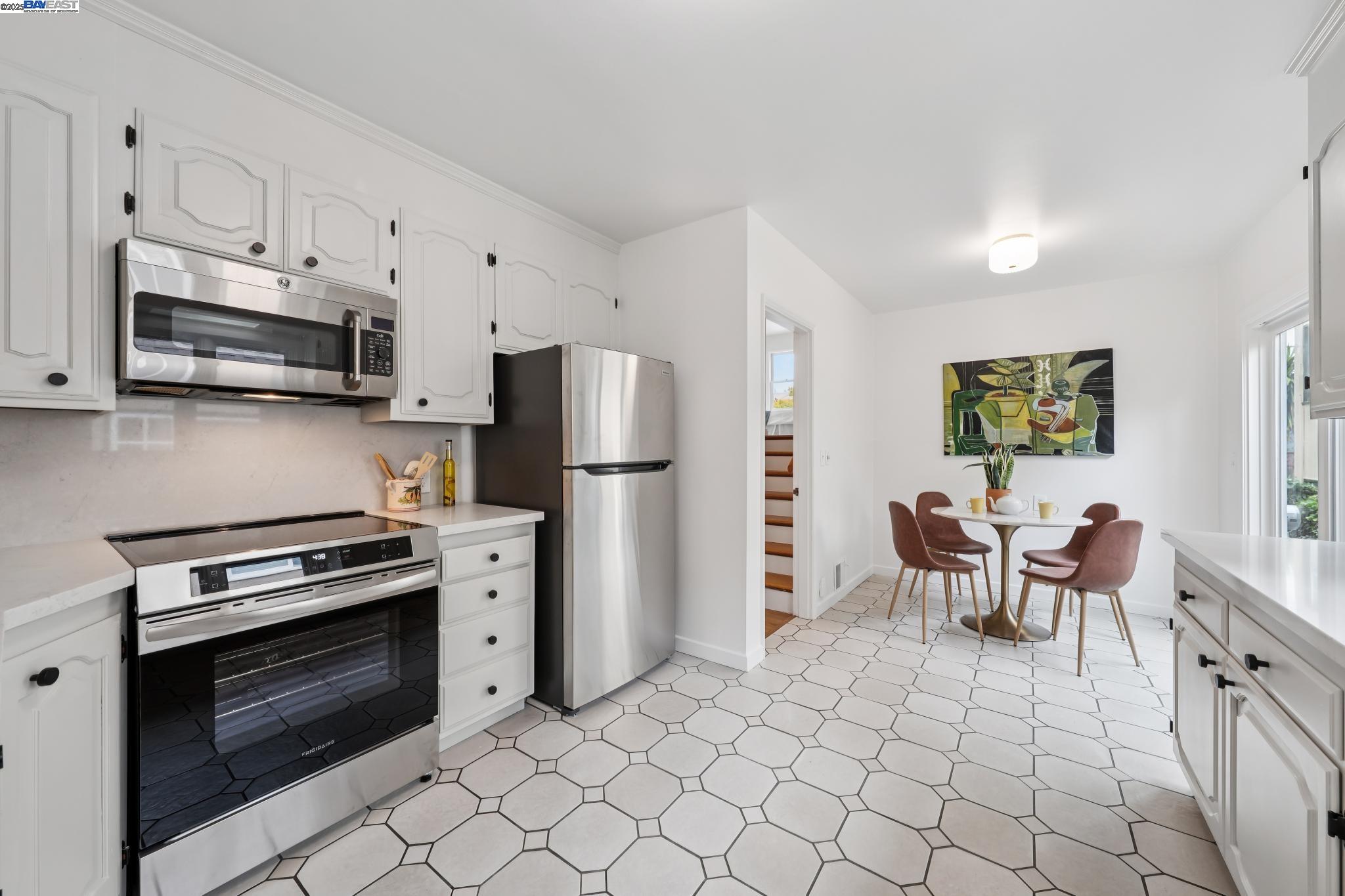 1821 Fremont Dr