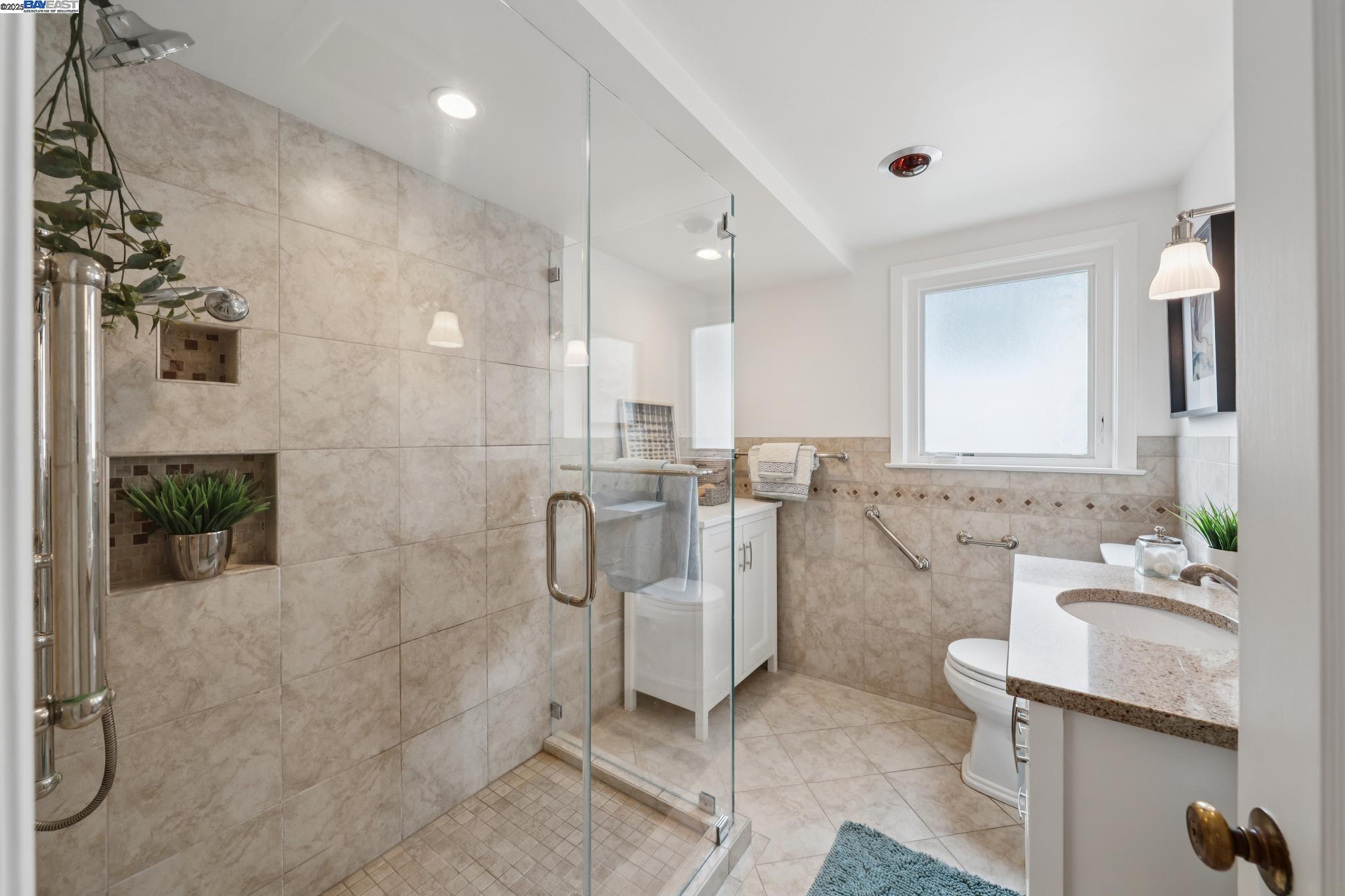 1821 Fremont Dr