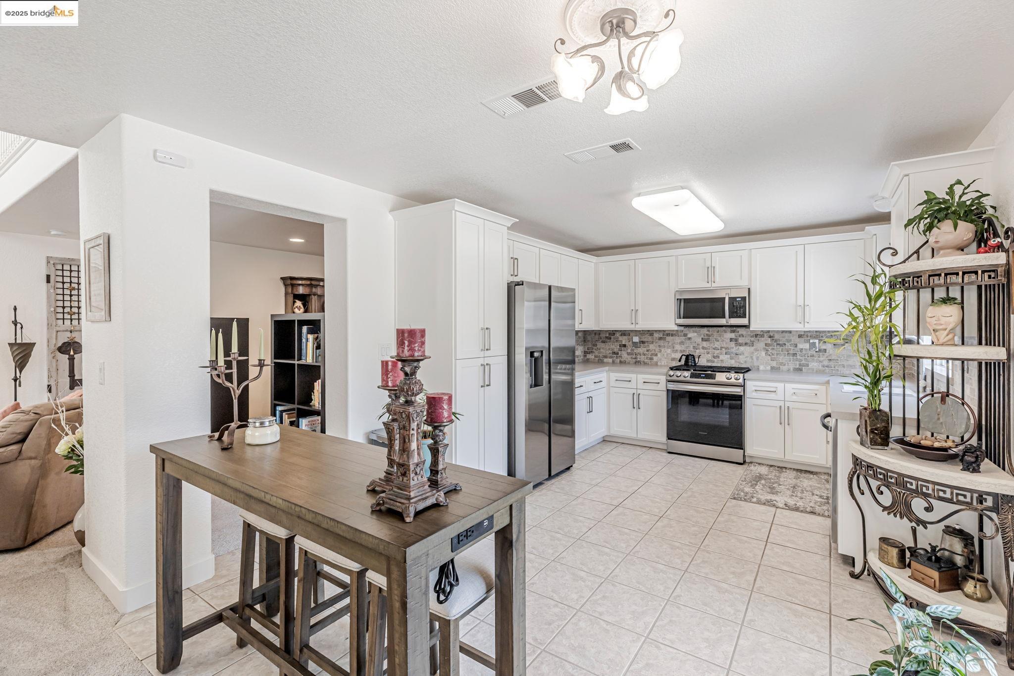 8215 Red Elk Dr