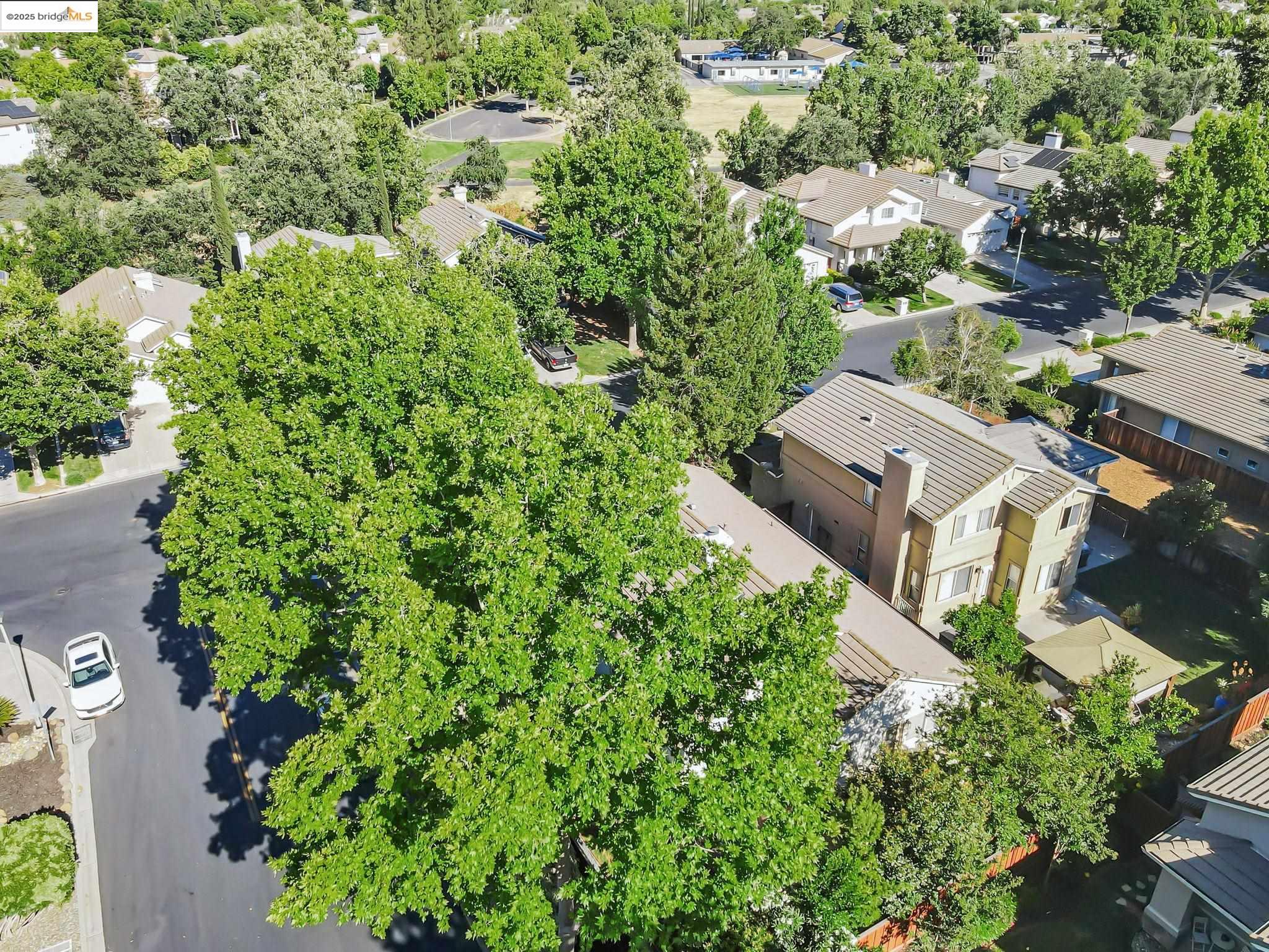 483 Apple Hill Dr