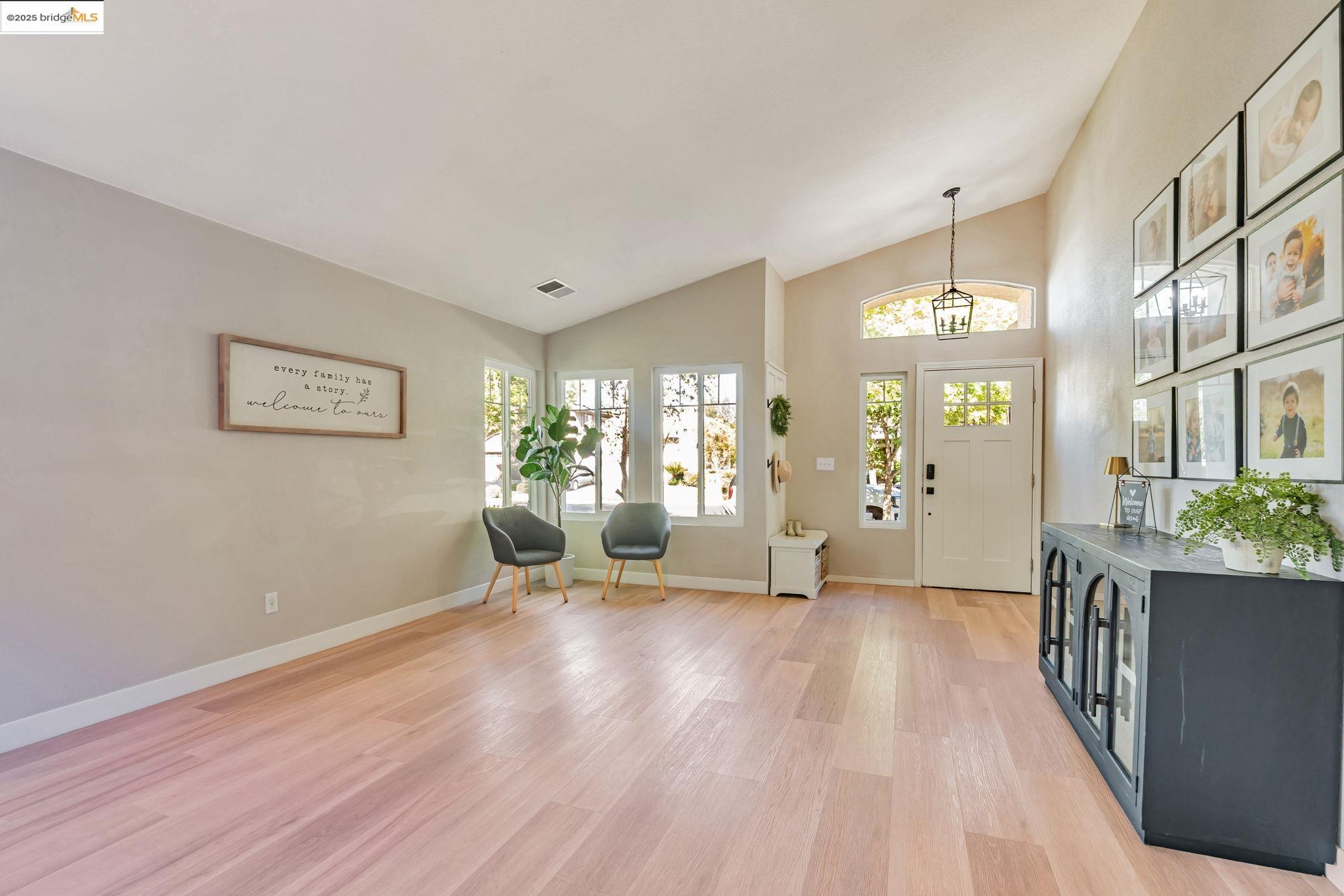 483 Apple Hill Dr