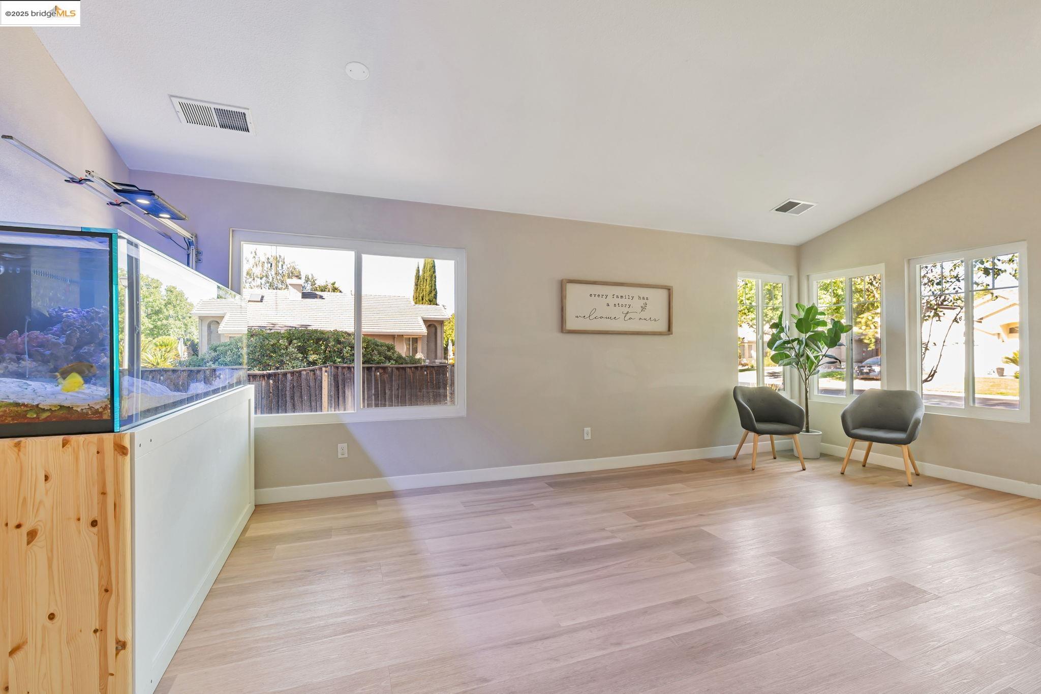 483 Apple Hill Dr